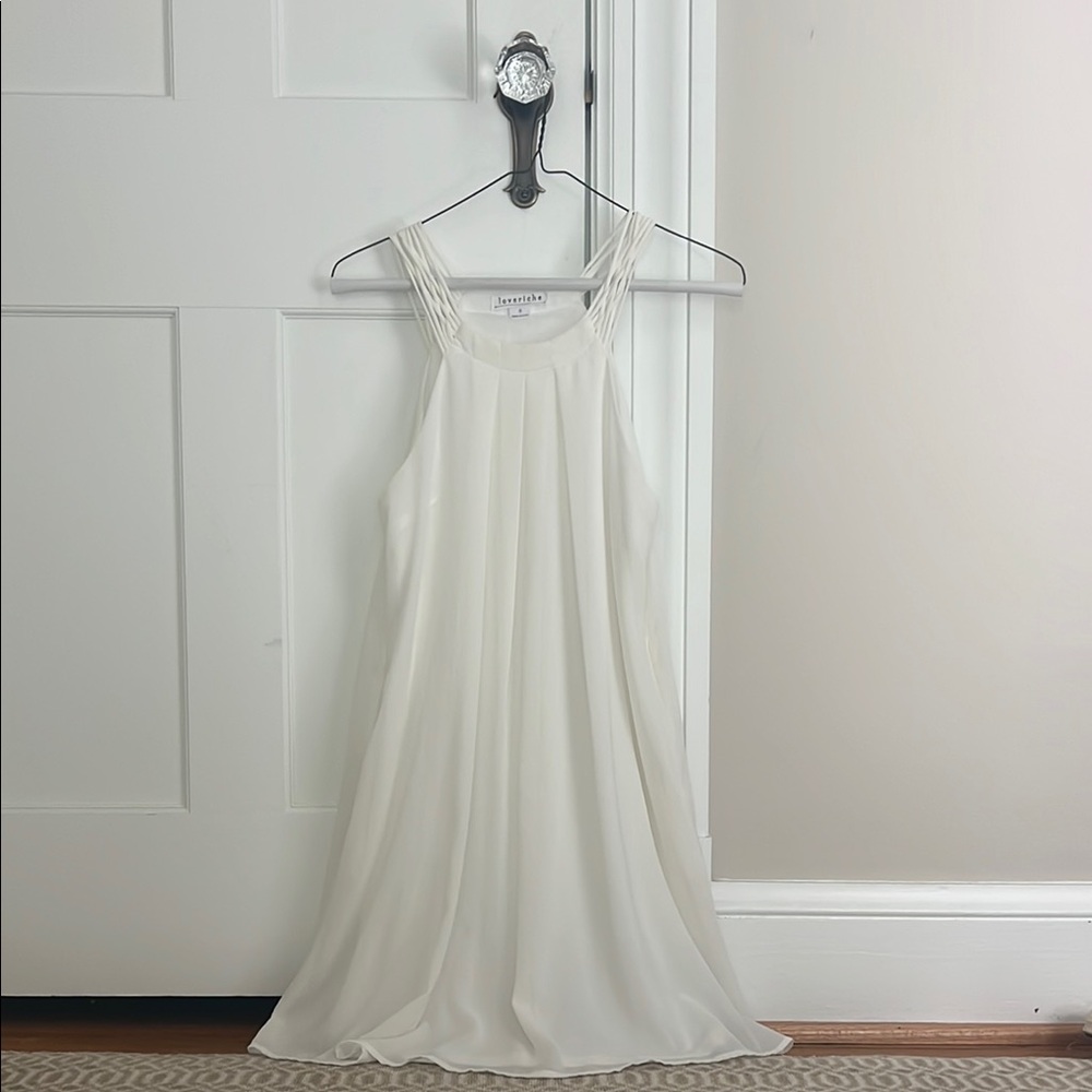 White Sleeveless Dress